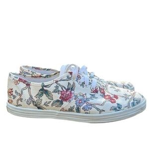 Golo vintage lace up sneakers white with floral pattern women’s size 6